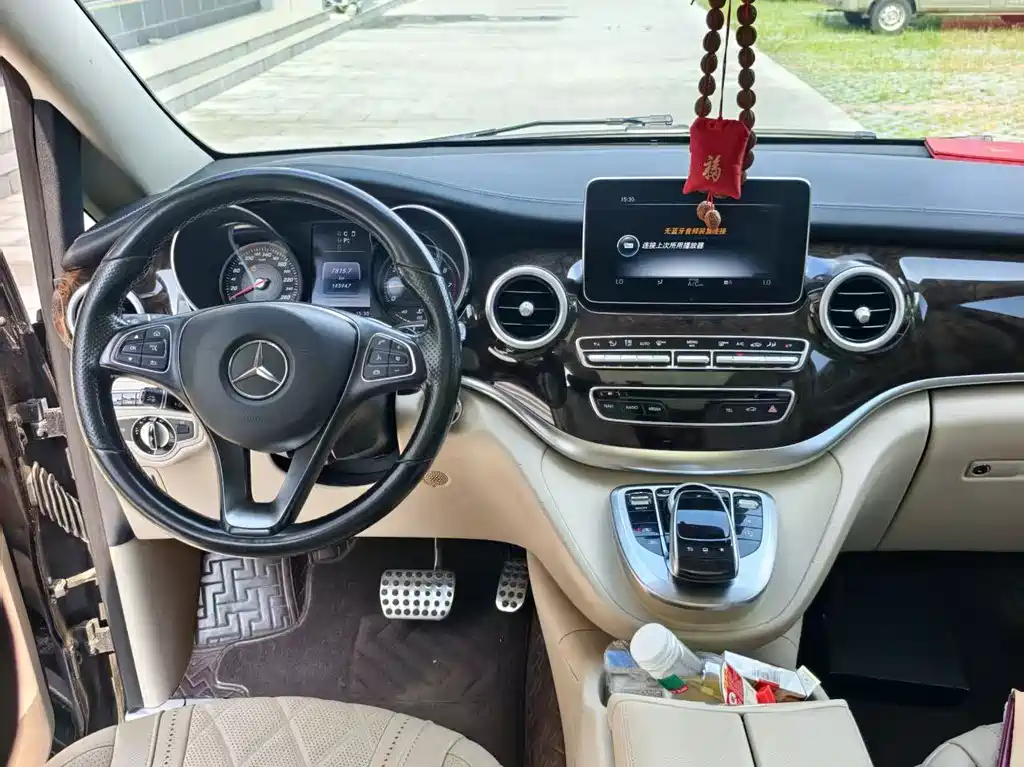 Mercedes-Benz V-Class — миниатюра 9