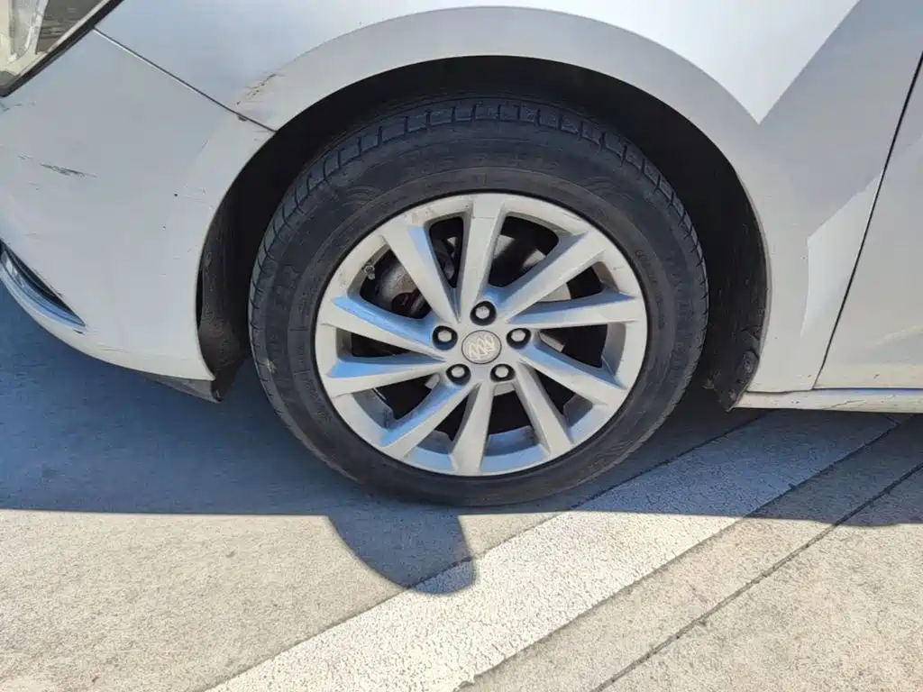 Buick Verano — миниатюра 23