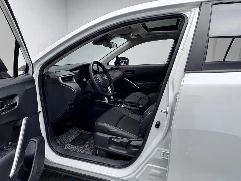 Toyota Frontlander — миниатюра 4