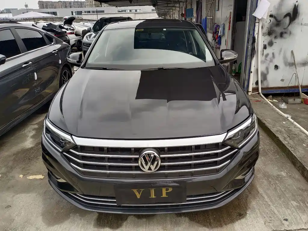Volkswagen Sagitar — миниатюра 2