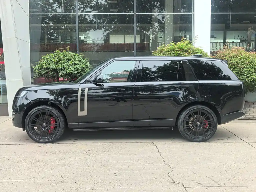 Land Rover Range Rover — миниатюра 2