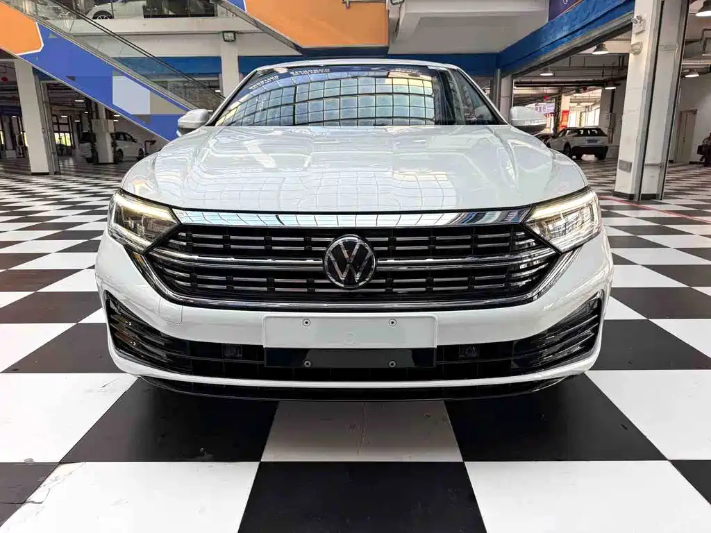 Volkswagen Sagitar — миниатюра 2