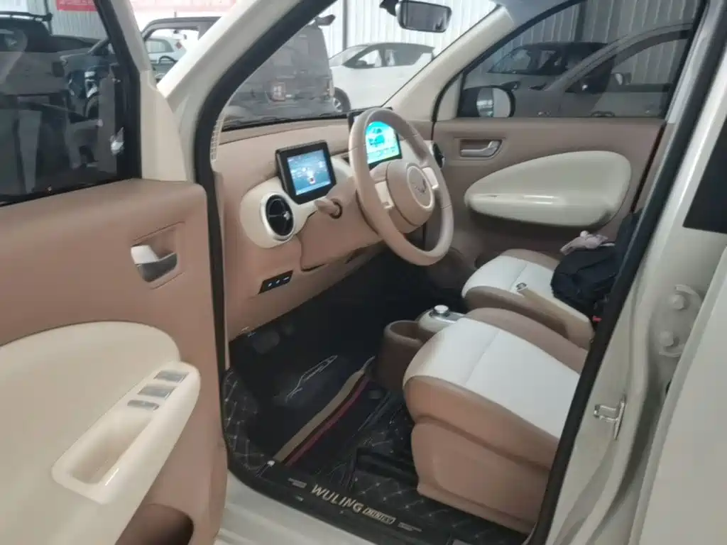 Wuling MINIEV — миниатюра 16