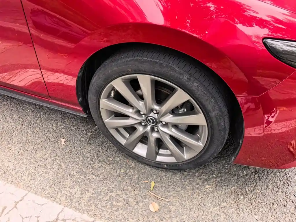 Mazda 3 Axela — миниатюра 24
