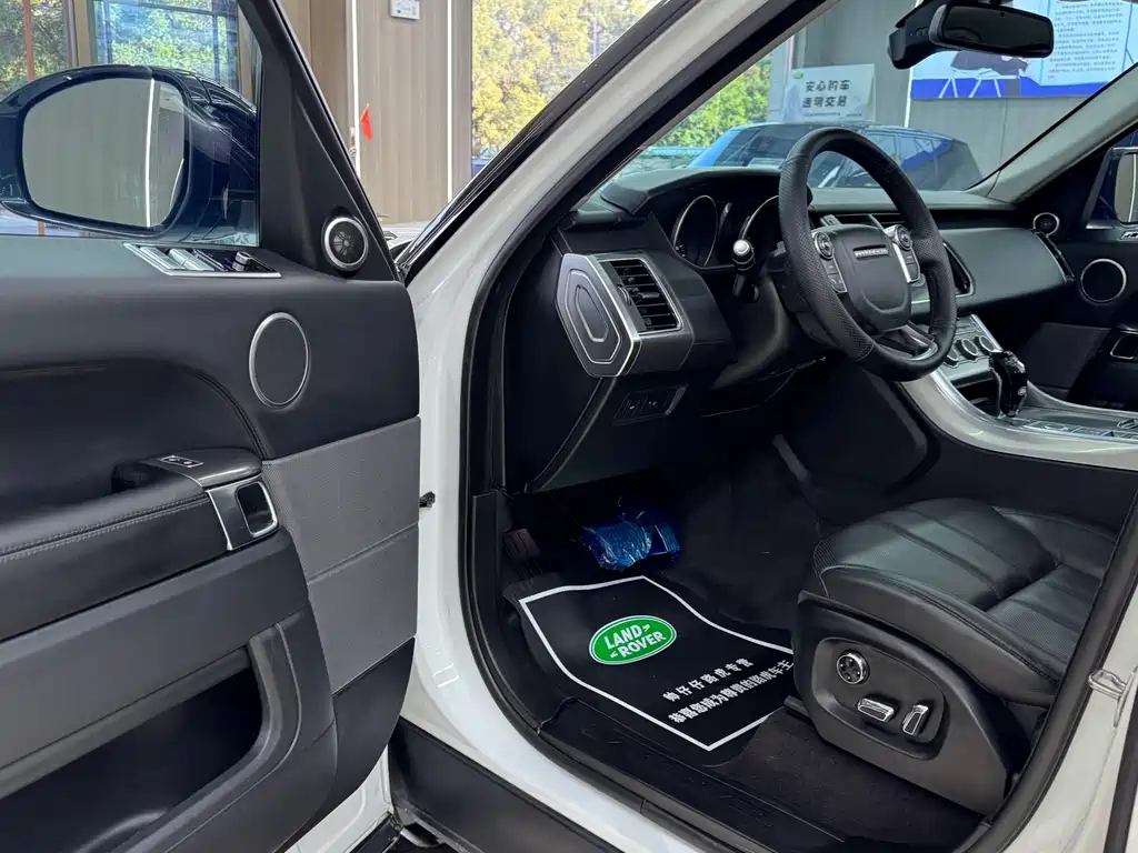 Land Rover Sport — миниатюра 5