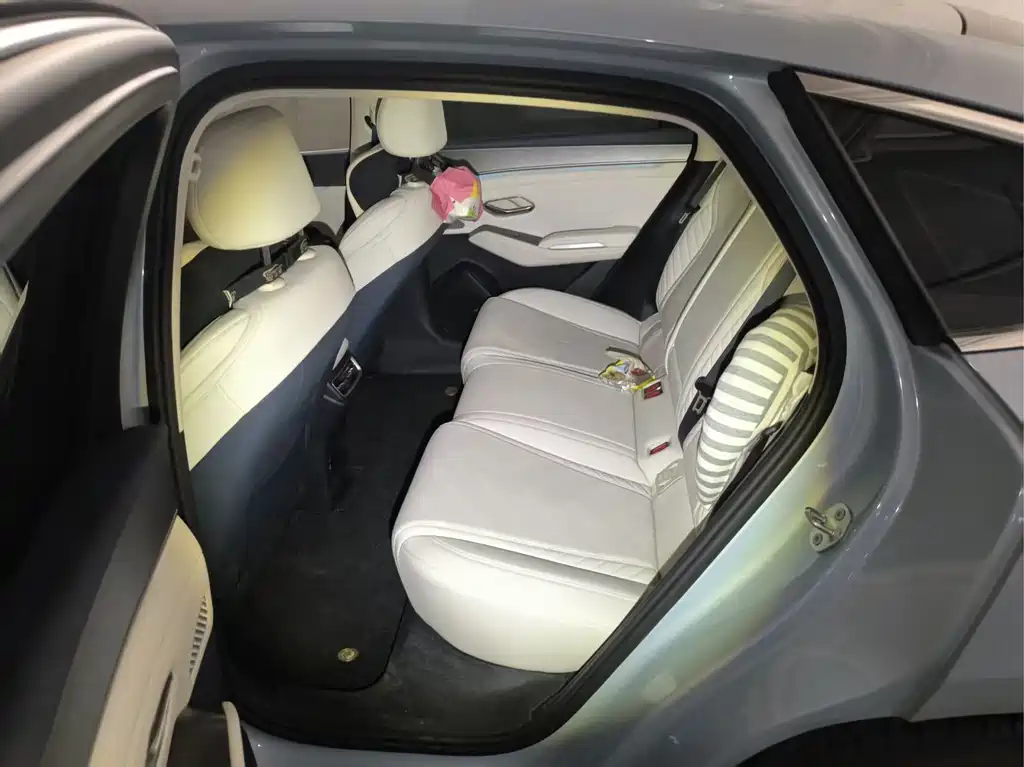 BYD Qin L — миниатюра 6