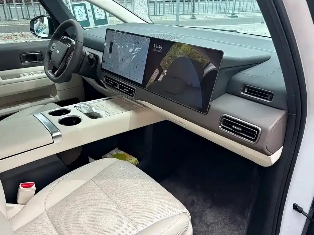 Li Auto Li MEGA — миниатюра 11