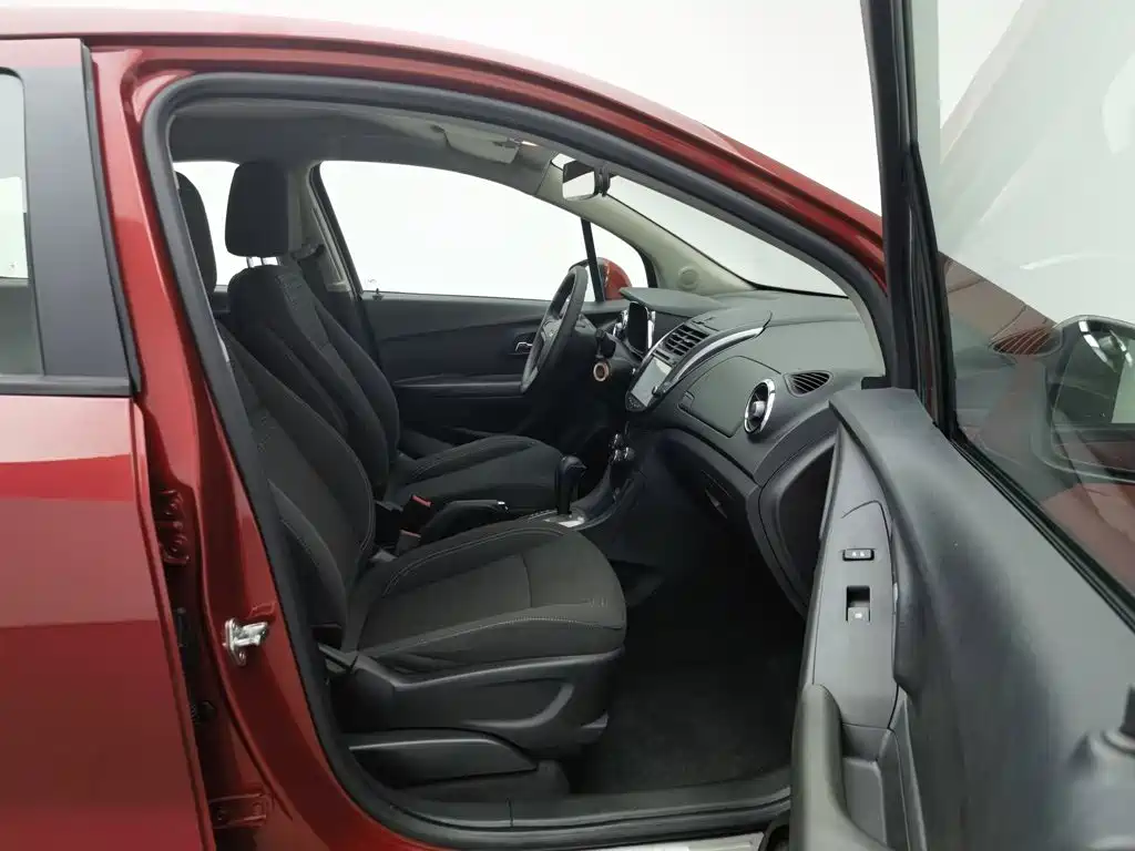 Chevrolet Trax — миниатюра 23