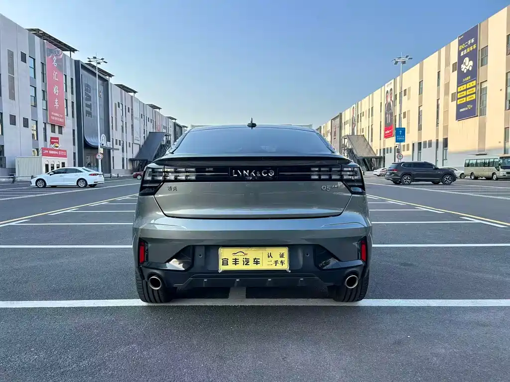Lynk & Co 05 — миниатюра 18