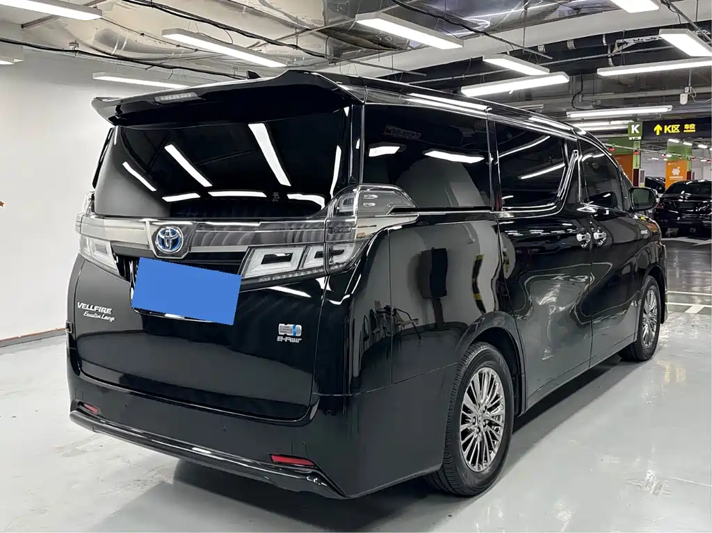 Toyota Vellfire — миниатюра 6
