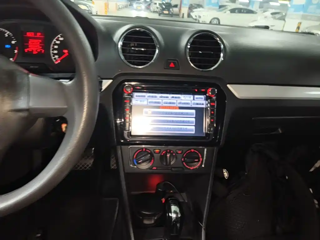Volkswagen Jetta — миниатюра 13