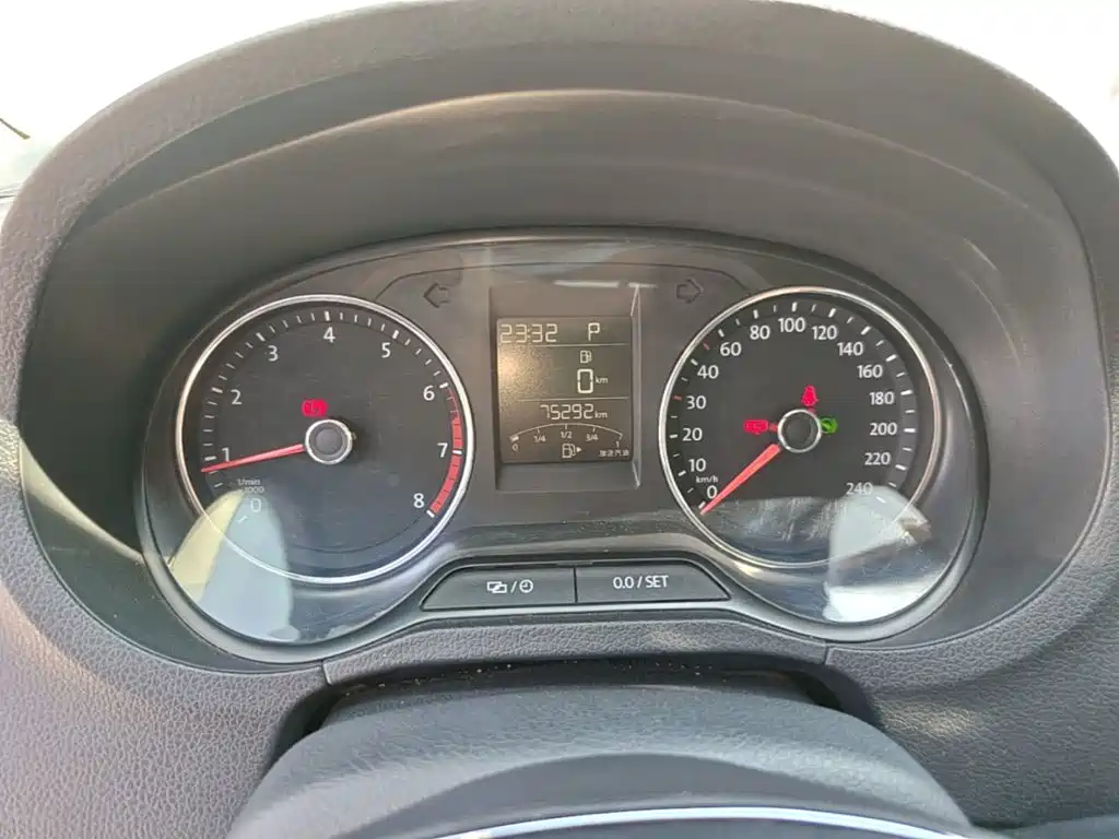 Volkswagen Polo — миниатюра 12