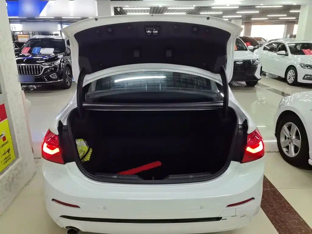 BMW 1 Series — миниатюра 19