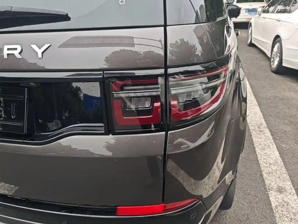 Land Rover Discovery Sport — миниатюра 8