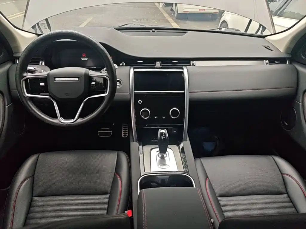Land Rover Discovery Sport — миниатюра 10