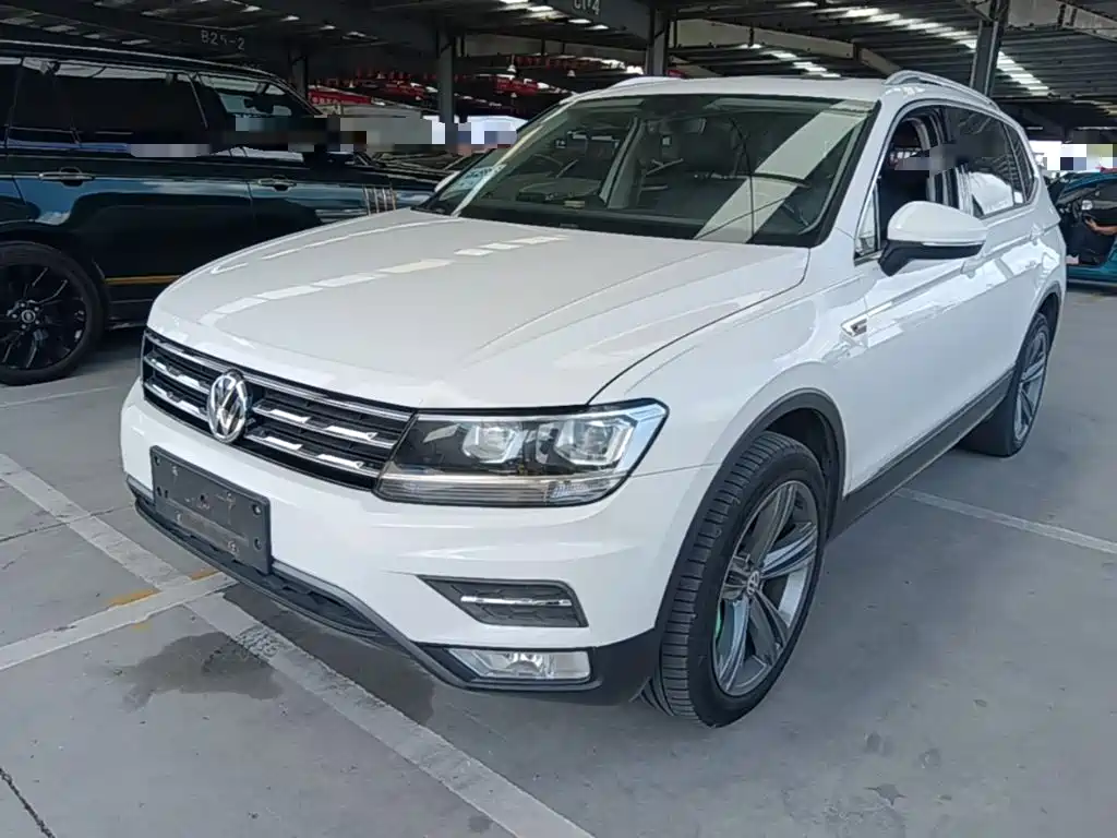 Volkswagen Tiguan L — миниатюра 2