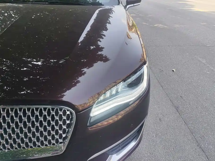 Lincoln MKZ — миниатюра 5