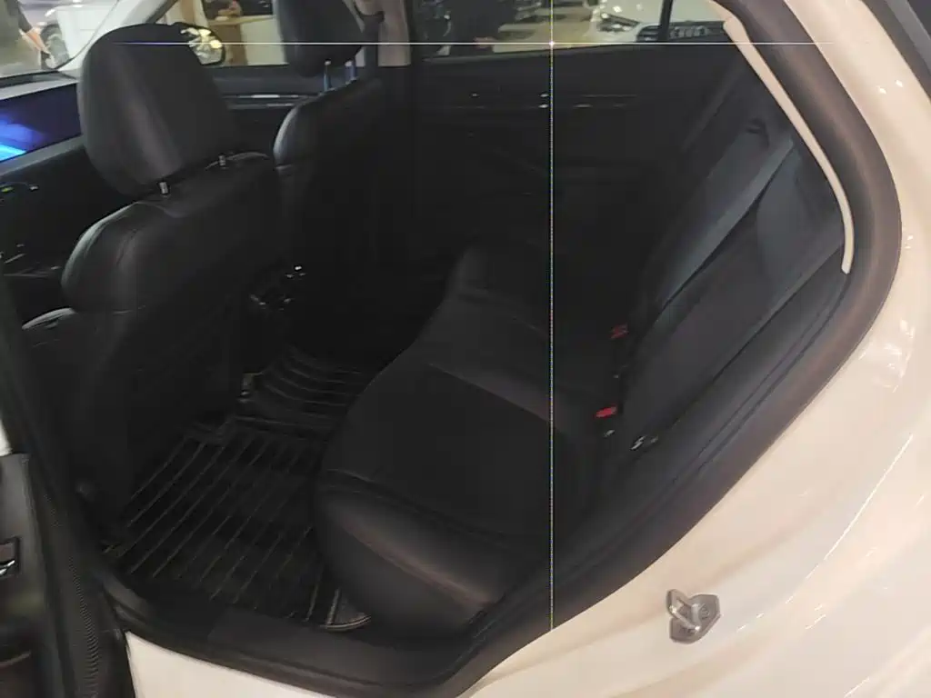 Ford Mondeo — миниатюра 17