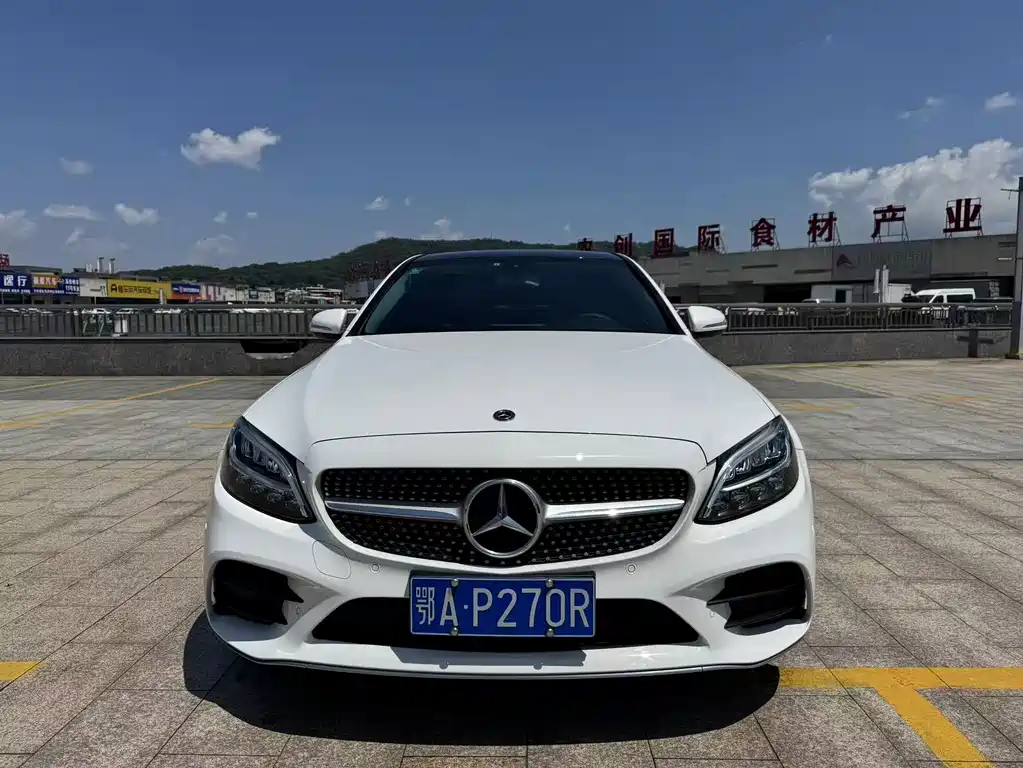 Mercedes-Benz C-Class — миниатюра 2