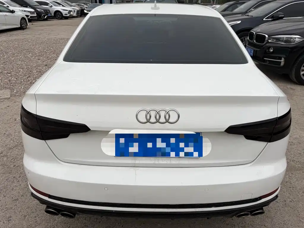Audi A4L — миниатюра 7