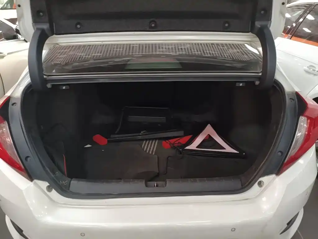 Honda Civic — миниатюра 19