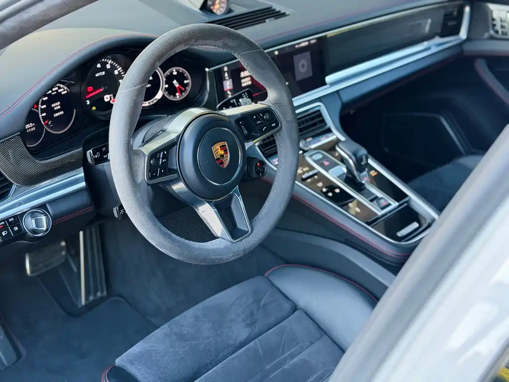 Porsche Panamera — миниатюра 5