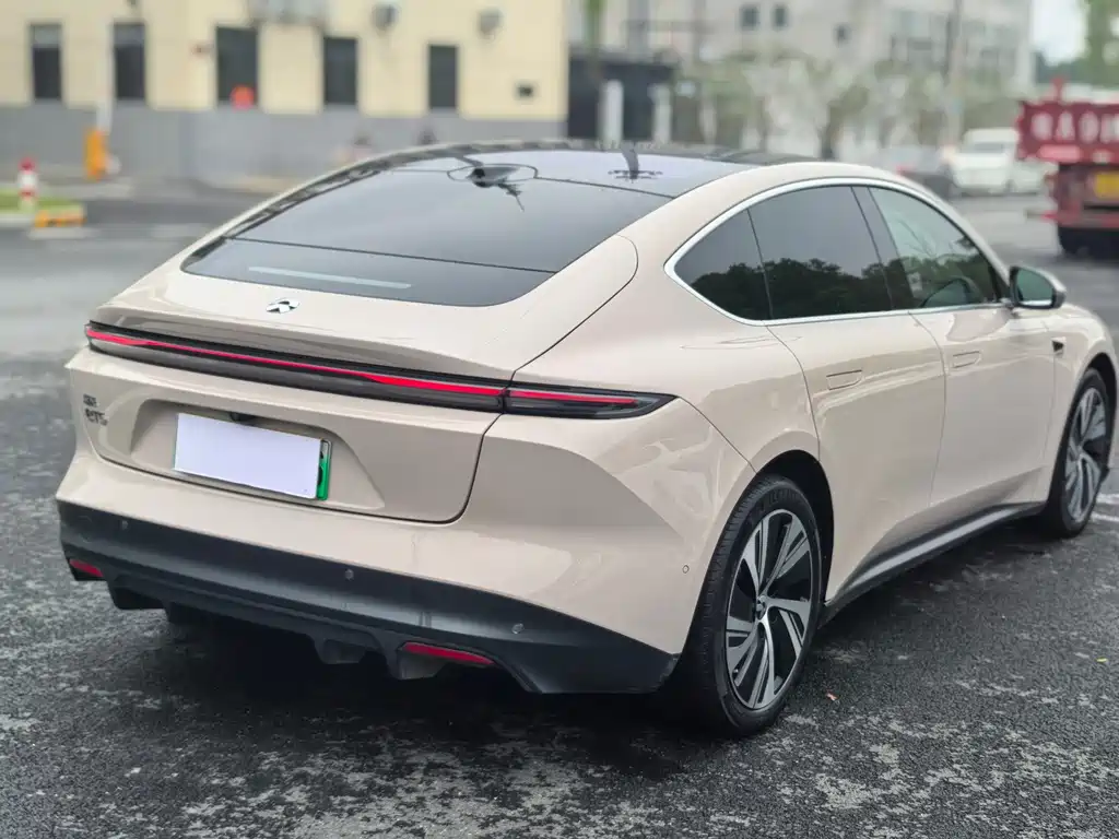 NIO ET5 — миниатюра 9