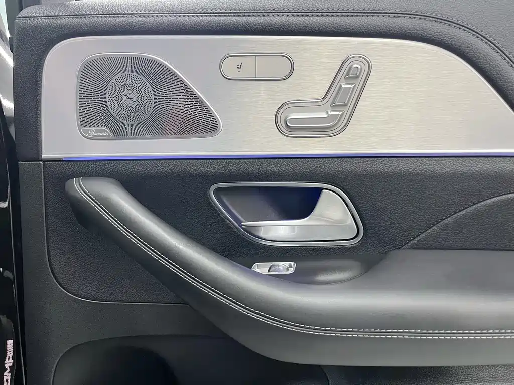 Mercedes-Benz GLE AMG — миниатюра 12