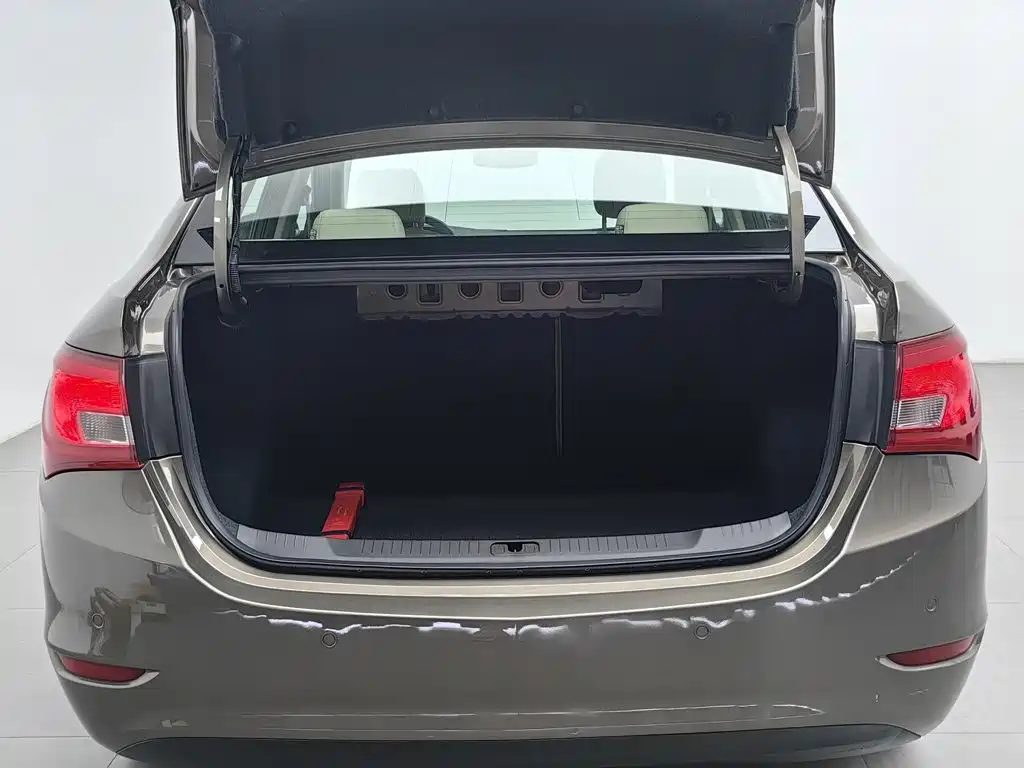 Buick Excelle — миниатюра 16