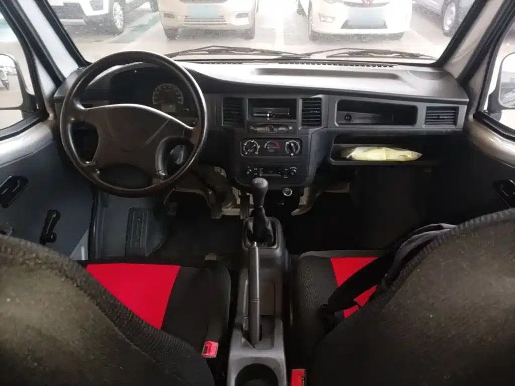 Wuling Zhiguang — миниатюра 10