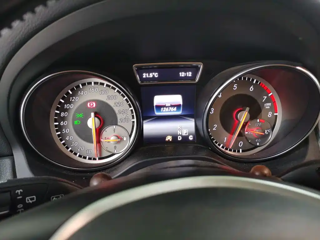 Mercedes-Benz GLA — миниатюра 12