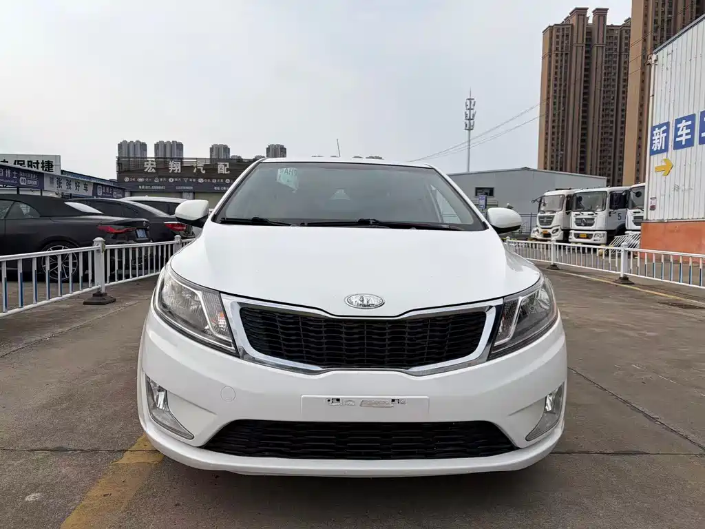 Kia K2 — миниатюра 3