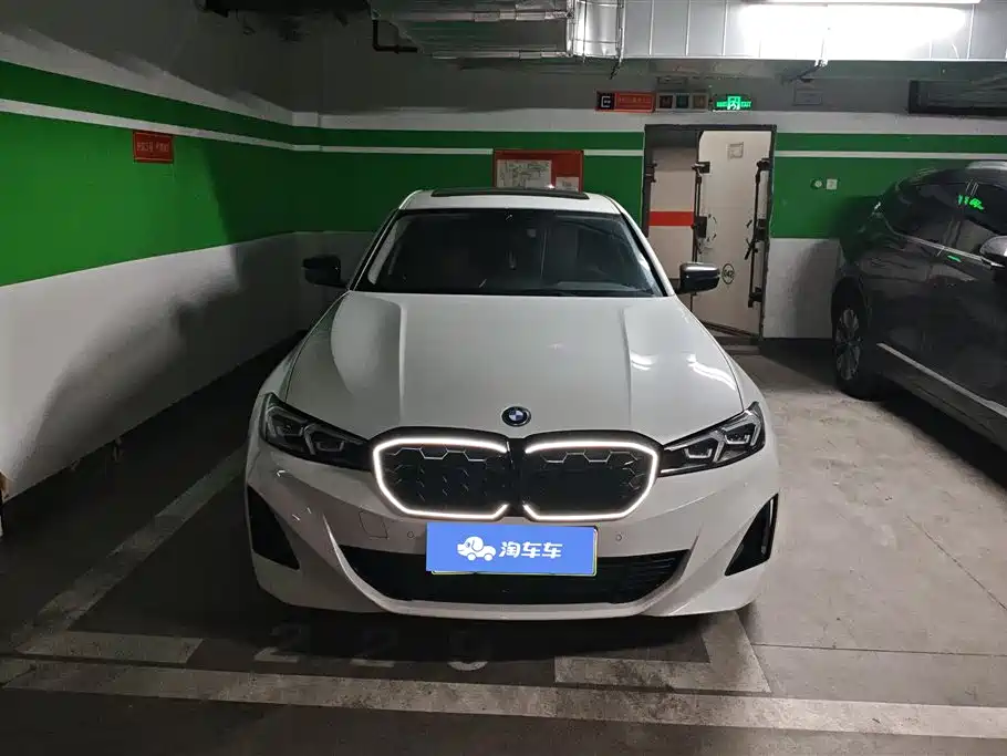 BMW i3 2023 eDrive 40 L