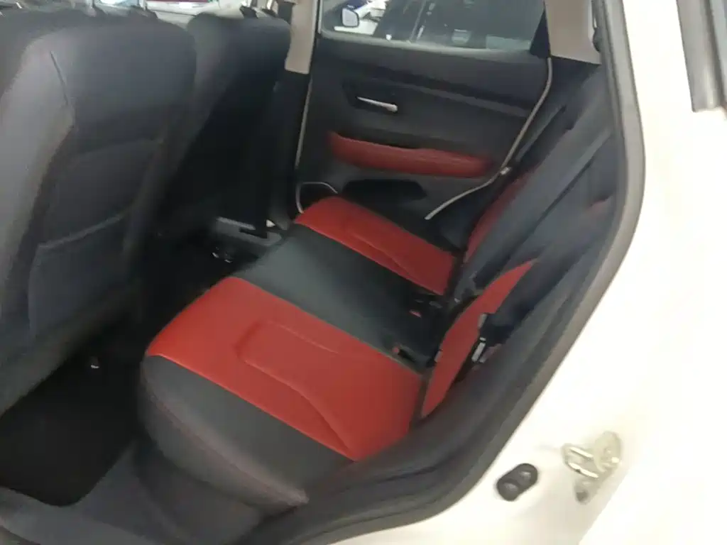 Haval H2s — миниатюра 17