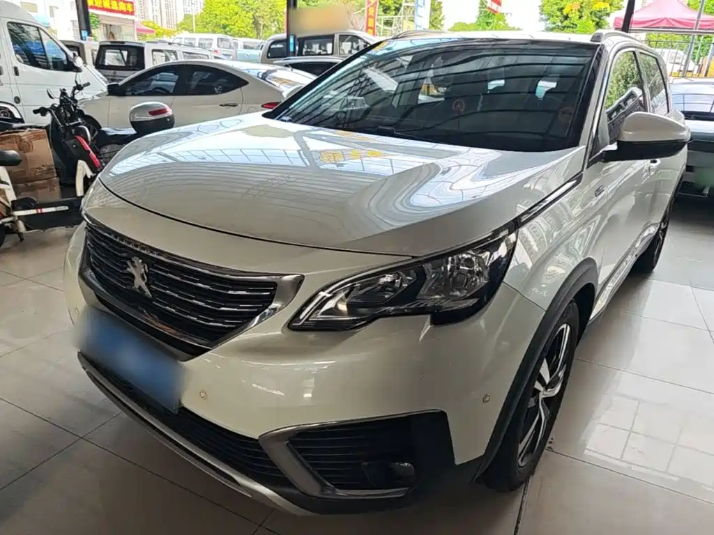 Peugeot 5008