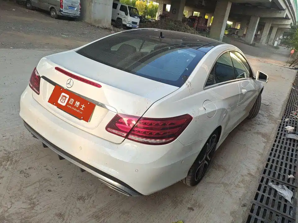 Mercedes-Benz E-Class (Import) — миниатюра 2