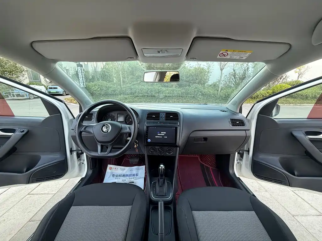 Volkswagen Polo — миниатюра 10