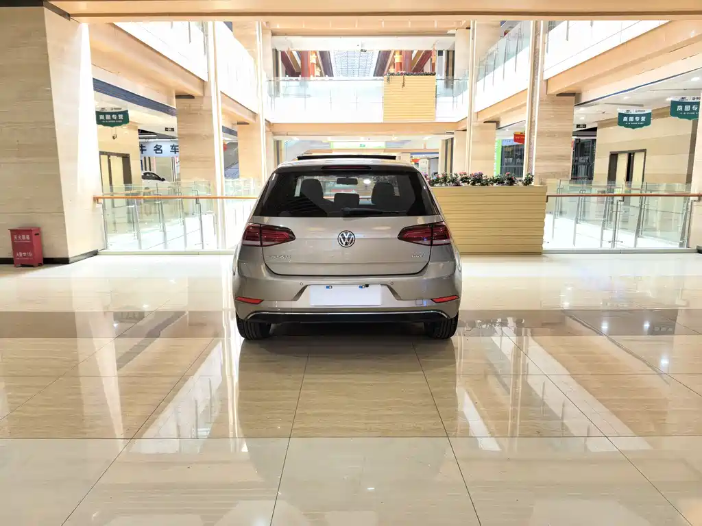 Volkswagen Golf 2018 1.6L AT Comfort