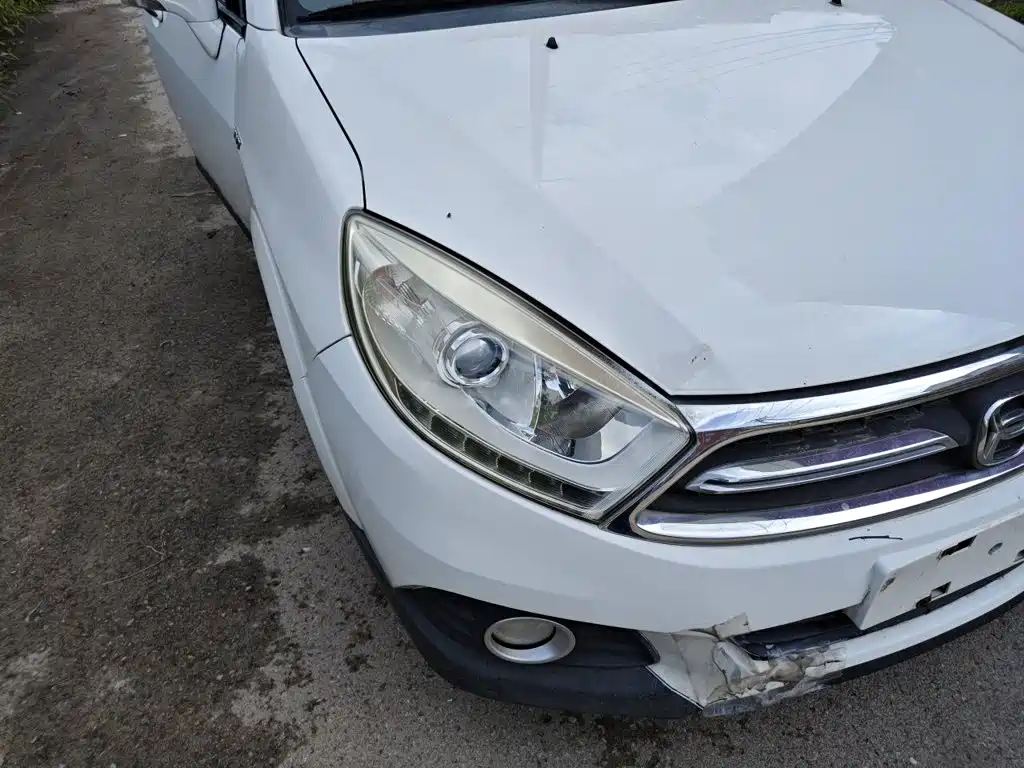 Suzuki Liana A6 — миниатюра 7