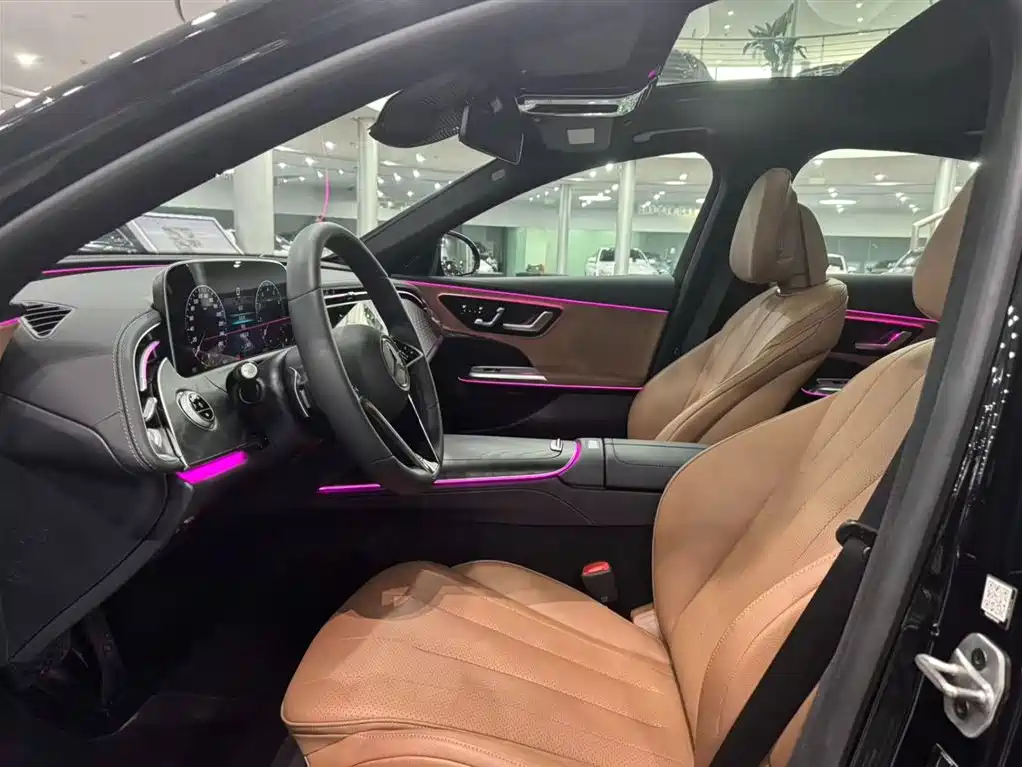 Mercedes-Benz E-Class (Import) — миниатюра 10