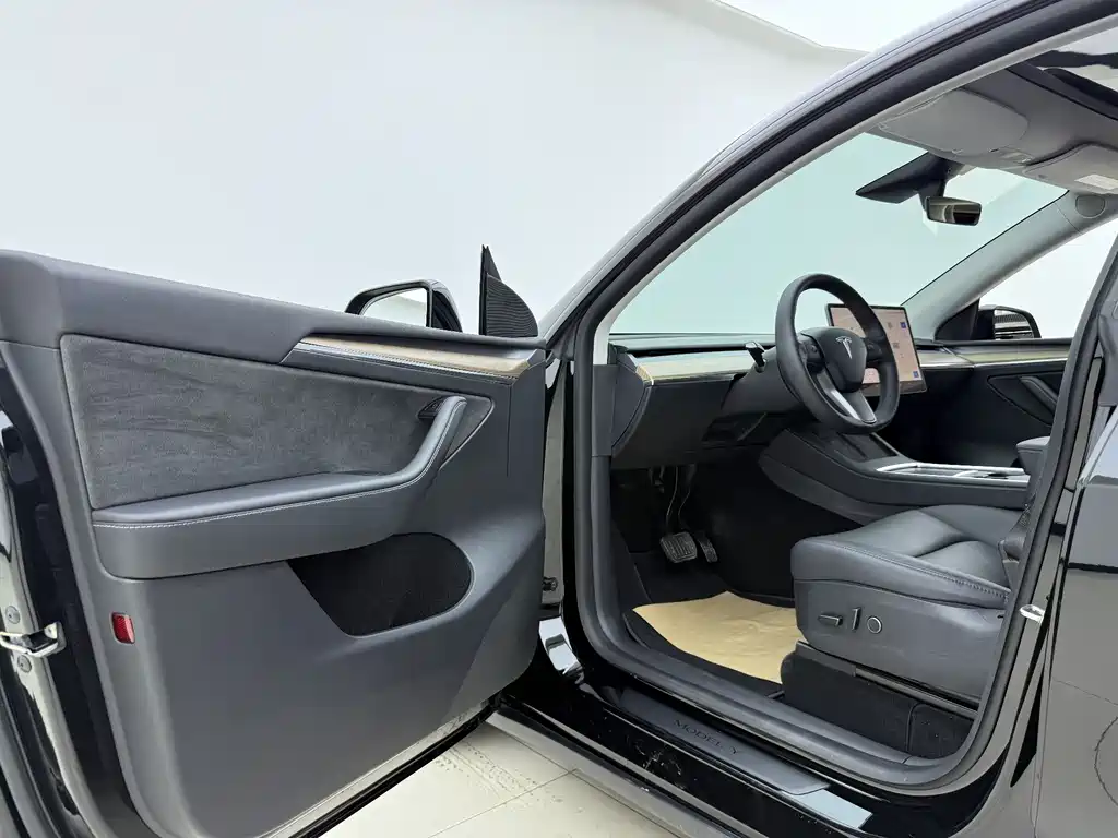 Tesla Model Y 2021 3D7
