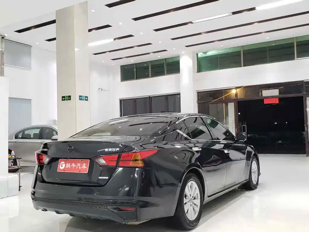 Nissan Teana — миниатюра 9