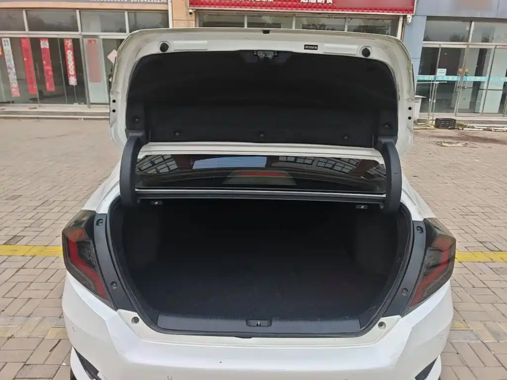 Honda Civic — миниатюра 19