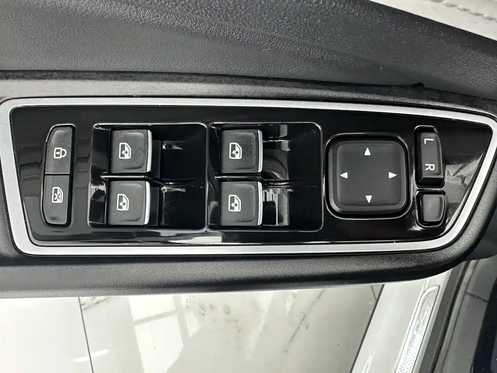 Jetta VS5 — миниатюра 11