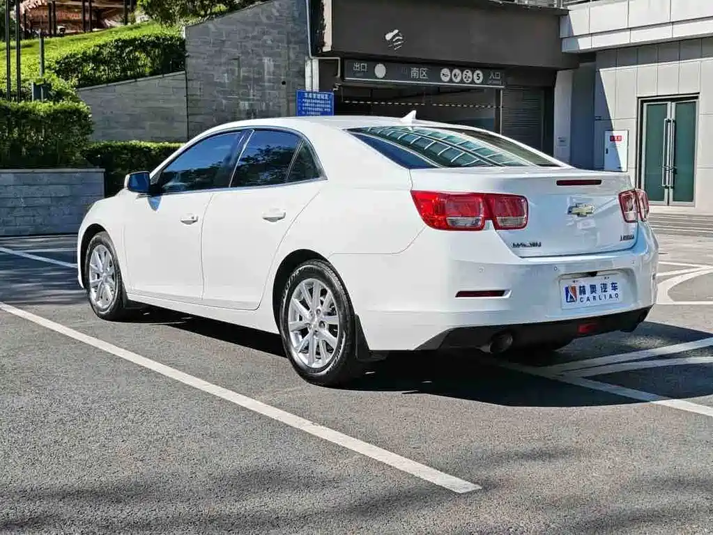 Chevrolet Malibu — миниатюра 10