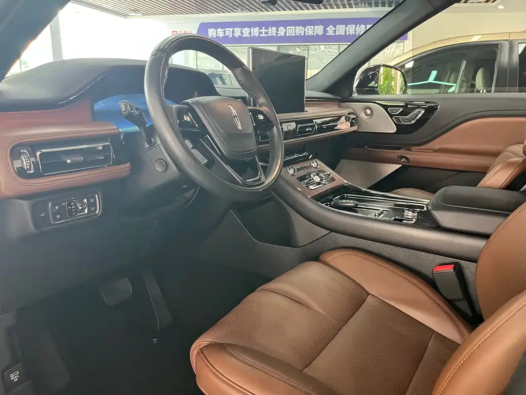 Lincoln Aviator — миниатюра 5