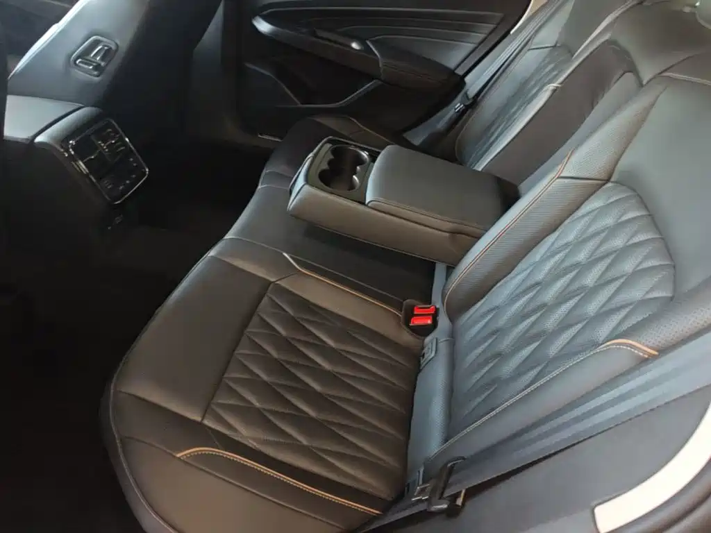 Volkswagen Passat — миниатюра 17