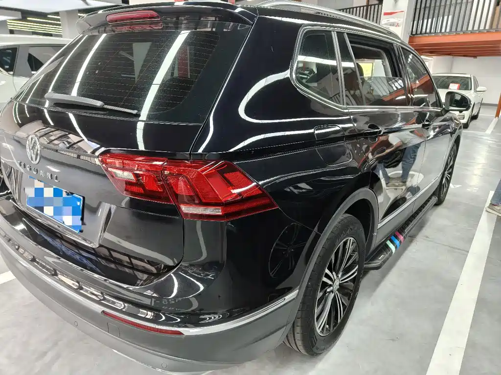 Volkswagen Tiguan L — миниатюра 12