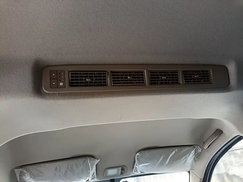 Wuling Hongguang V — миниатюра 18
