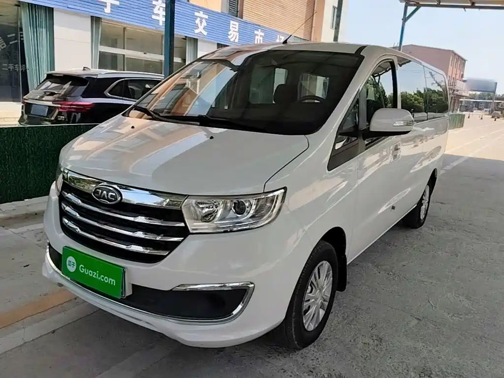 JAC Refine Refine M3